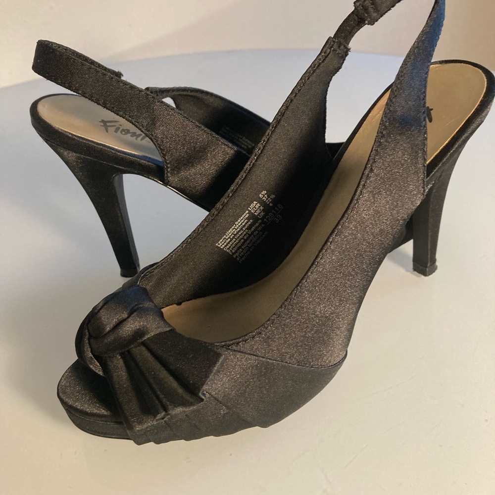 FIONI Clothing Black Heels